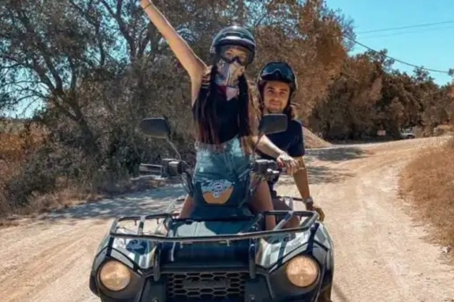 Quad tour Algarve 1h30 in Albufeira driving on off-road trail with two riders